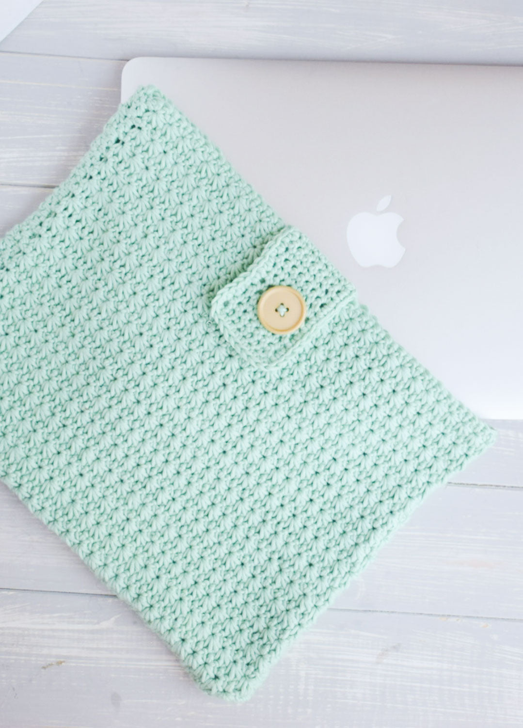 Crochet discount laptop sleeve