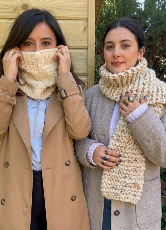2 Kits Bundle | Knitting Stitch Sampler Kit "Make your first Snood" + Dinka Scarf