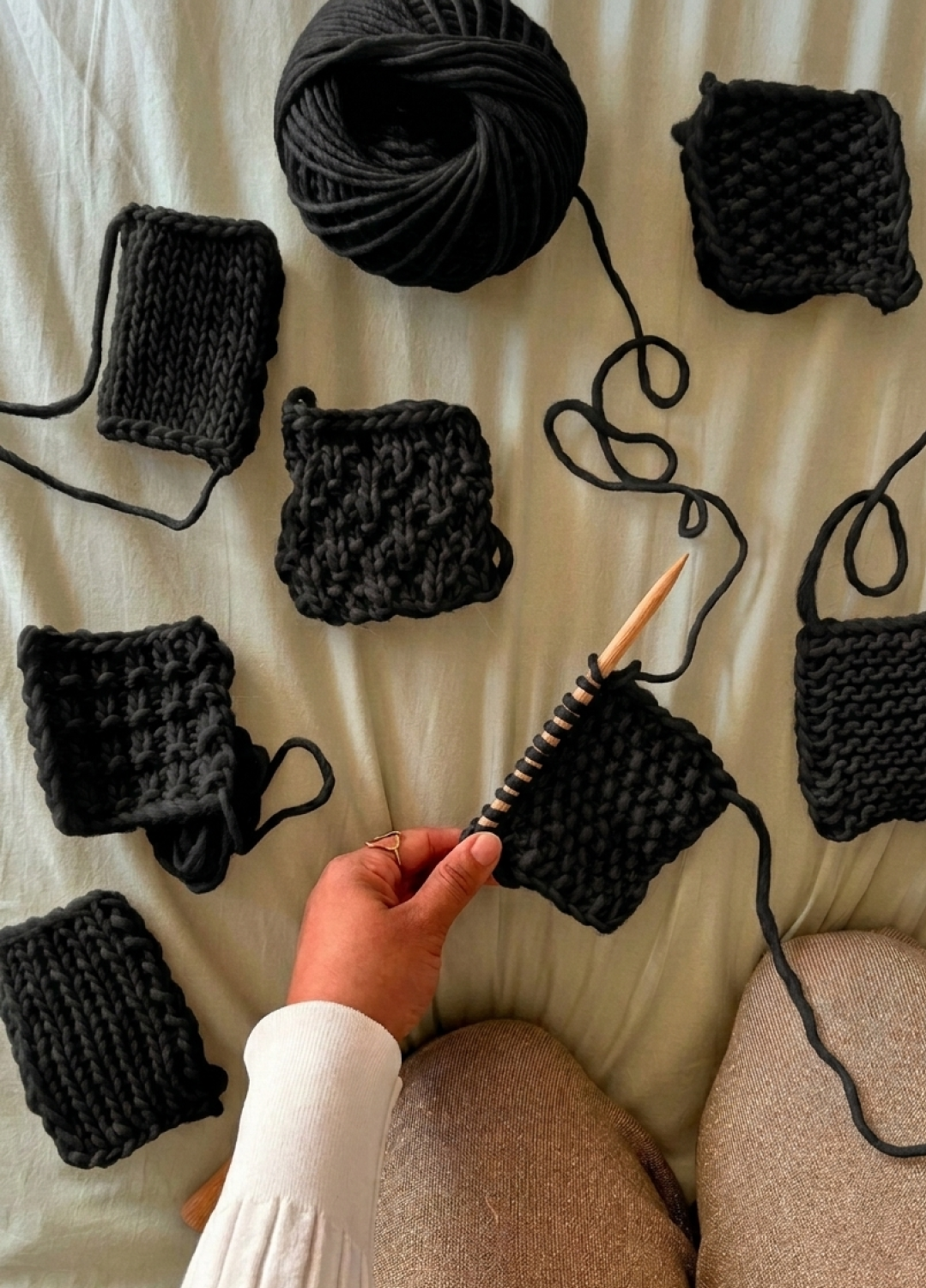 Make your first Snood - Stitch Sampler Kit: Learn The Basics Knitting Kit - Yummy Version