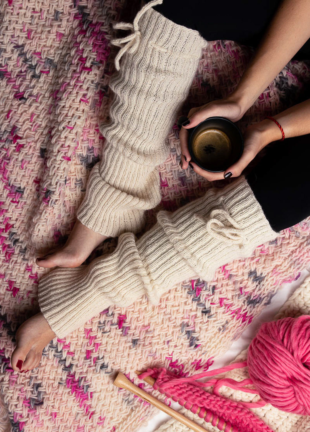 FREE} Women's Leg Warmer Knitting Pattern  Knit leg warmers pattern, Leg  warmers pattern, Knit leg warmers free pattern