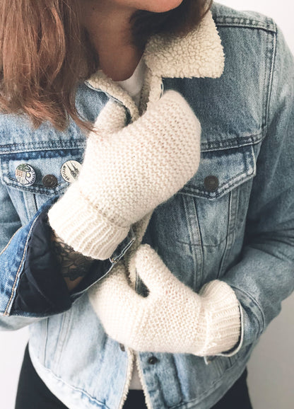 Lovely Gloves Free Pattern x @dagnazielinska_knit