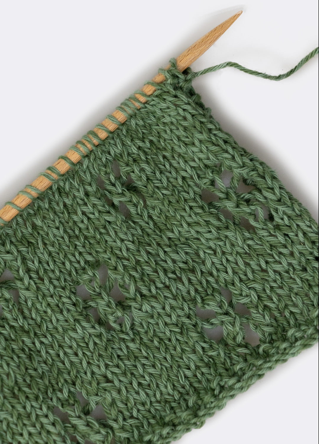 The Mixed Yarn Forest Green