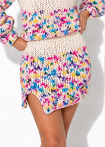 The Rainbow Skirt Kit x @paula.on.knits - Yummy Yarn Version